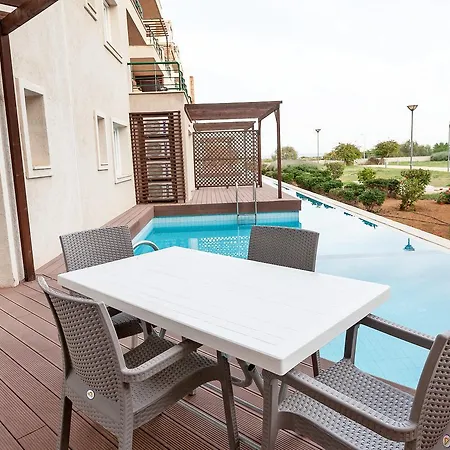 Thalassa Vacation